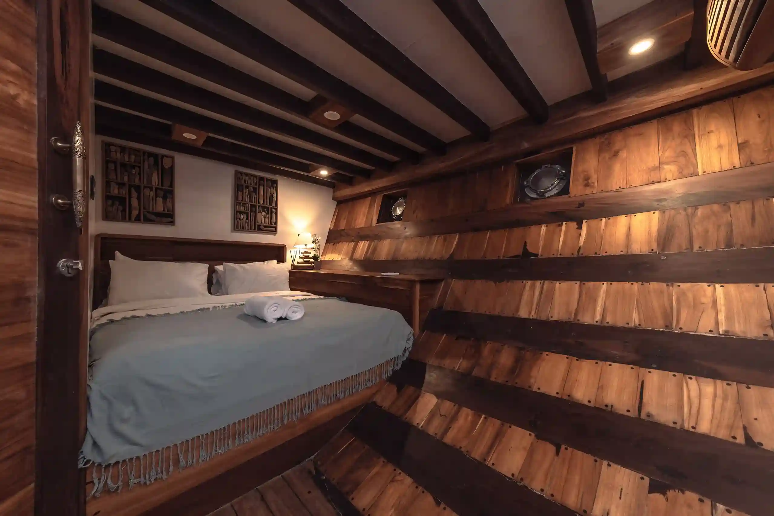 Banda Neira and Savu cabin on Elbark Cruise